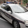 Украли џип са двоје деце