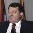 Додик "избацује" СДА из владе