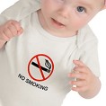 Цигарете даље од беба!