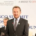Изетбеговић: Николић је прагматичан