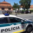 Полицајац убио троје људи