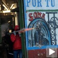 Шпанија, ракетама на полицију