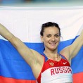 Исинбајева се чува за Лондон