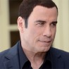 Џон Траволта у две боје