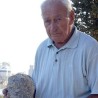 Рибар Паво „уловио“ Титову бисту 