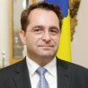 Пеци иде у Београд