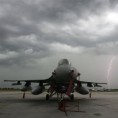  Авијано, потрага за Ф-16 без резултата