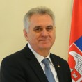Николић одликовао Чавеза