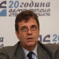 Коштуница: Намећу нам политику свршеног чина