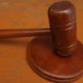 Осуђен због притварања инспектора