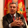 Ђукановић поново оптужио Коштуницу