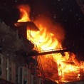 Пожар у избегличком насељу