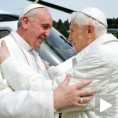 Историјски сусрет двојице папа