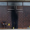 Запаљена врата фрањевачког самостана