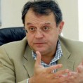 Између Европе и сандука