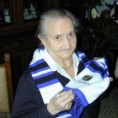Преминула "Интерова бака"