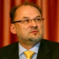 Кацин: Споразум што пре, време брзо истиче