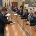 Подршка Француске, Немачка уздржана