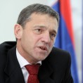 Дежер се нада напретку у дијалогу