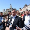 Бајатовић: Аутономију угрожава војвођанска влада 