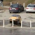 „Професионалци“ у маневрисању возилом 