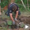 Спасиоци откопавају затрпаног бунарџију