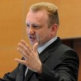 Ђилас: Променити економску политику