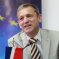 Дежер: Приче о новим условима мит