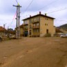 Задња кућа, Србија