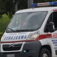 Жена претучена бејзбол палицом