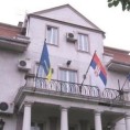 ДС: Због новог закона касниће плате