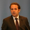 Љајић: Неминовна реконструкција или избори