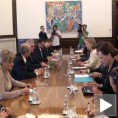 Хрватска за доделу датума Србији