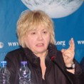 Протест због белих мајица
