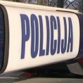 Девојка погинула у судару комбија и камиона