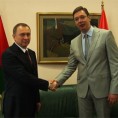 Вучић са Макејом о белоруским инвестицијама 