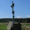Лопови се намерачили на дела Хенрија Мура