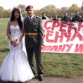 Венчање пред стројем 63. падобранског батаљона