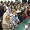 Хладни амфитеатри дочекали студенте