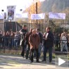 Радници ФАП-а блокирали пругу