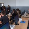 Бујановац, Албанци уче српски језик