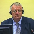 Шешељ тражи 12 милиона евра од Трибунала