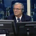 Исти сведок у корист Караџића и против Младића