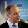 Хоџај: ЕУ наградила Србију, не и Косово