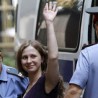 Чланице "Пуси рајота" на слободи