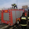 Девојчица упала у стуб пешачког моста