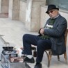 Сарајлије подижу споменик уличном чистачу