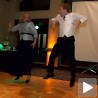 Најбољи плес младожење с мајком икада виђен