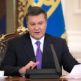 Украјина, формирање аполитичне владе 