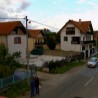 Задња кућа, Србија